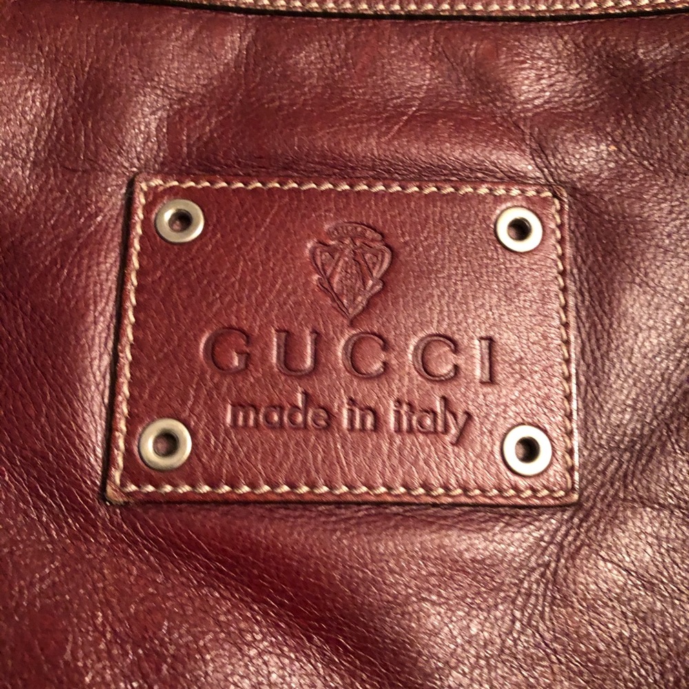GUCCI - Picture 2 of 16